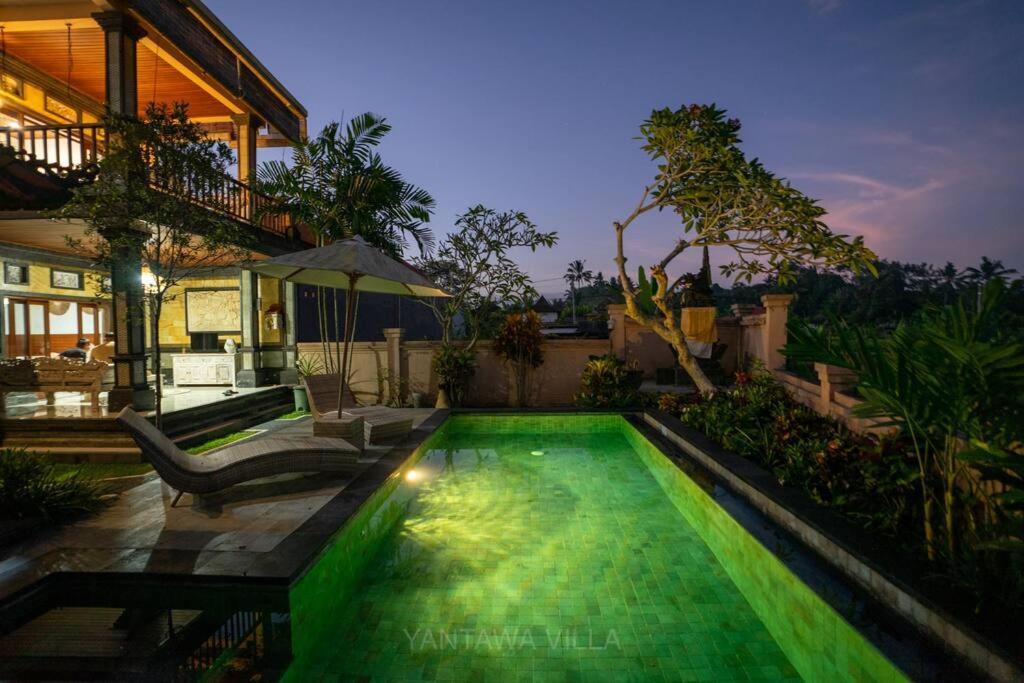 Beautiful 3 Bedroom Jungle View Ubud  Luaran gambar
